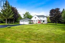 17 MARIC TRAIL | Kemptville Ontario | Slide Image Three