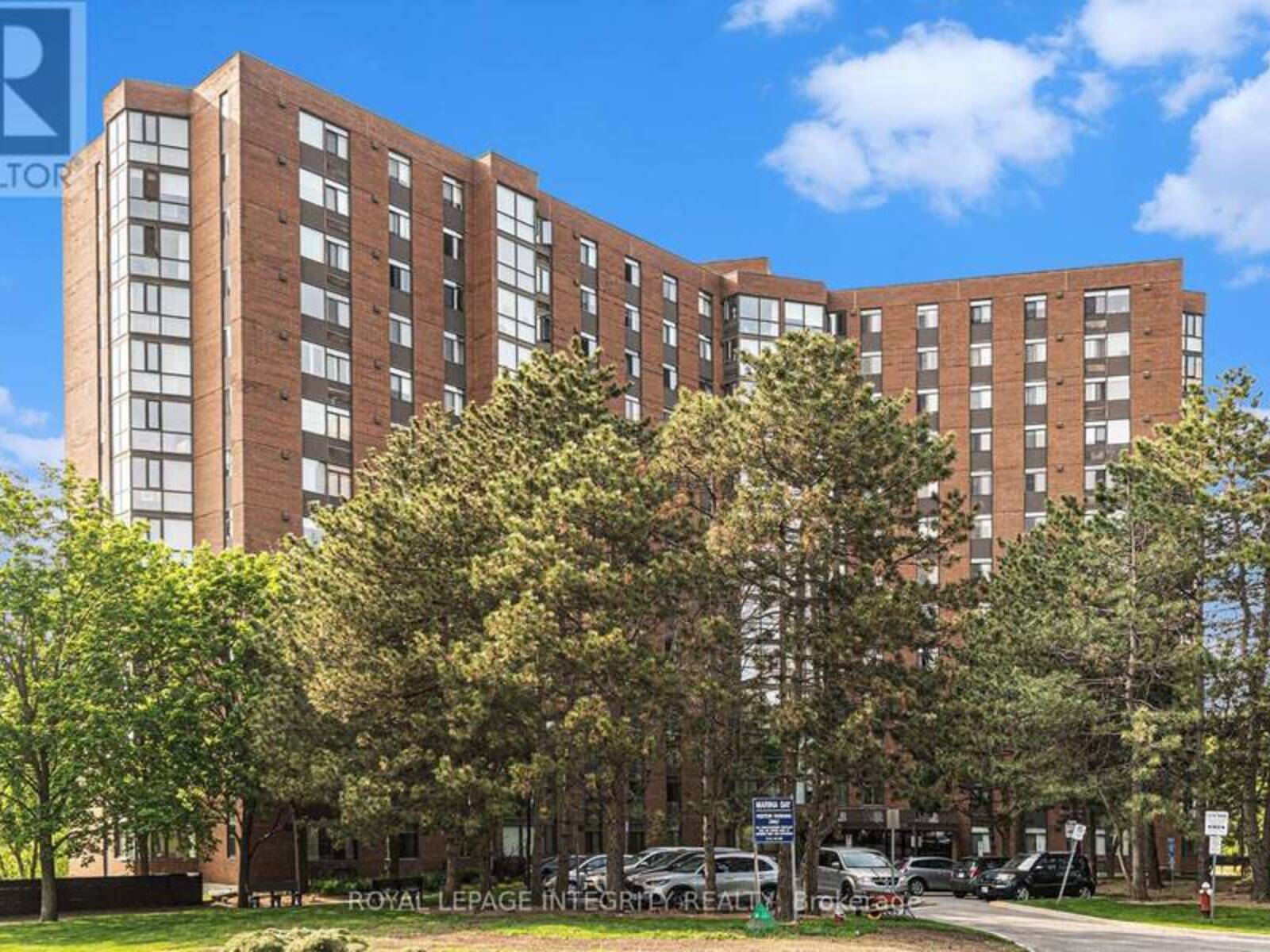 1608 - 2871 RICHMOND ROAD, Ottawa, Ontario K2B 8M5