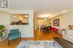 172 PARKROSE PRIVATE | Ottawa Ontario | Slide Image Seventeen