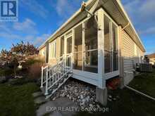 28 SETTLEMENT LANE | Russell Ontario | Slide Image Nineteen