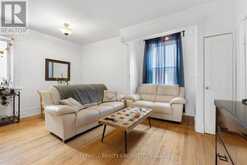 86 FOURTH AVENUE | Ottawa Ontario | Slide Image Seven
