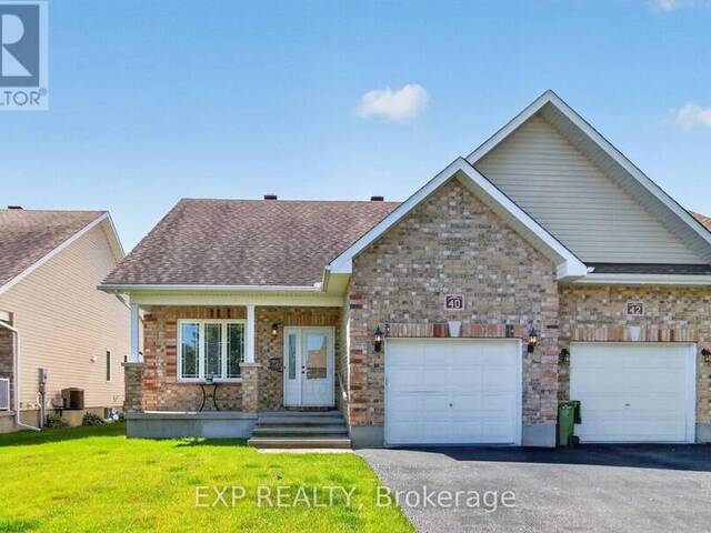 40 GASLIGHT WAY Russell Ontario, K4R 0B1 - 2 Bedrooms Home For Sale