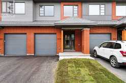 1005 KITIGAN GROVE | Ottawa Ontario | Slide Image Two