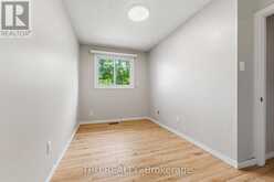 950 MEADOWLANDS DRIVE | Ottawa Ontario | Slide Image Fifteen