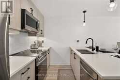 369 OLIVENITE PRIVATE | Ottawa Ontario | Slide Image Sixteen