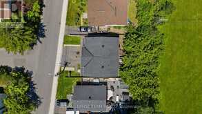 1991 BANFF AVENUE | Ottawa Ontario | Slide Image Two