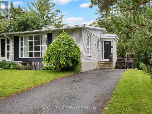 40 WOODMOUNT CRESCENT Ottawa Ontario, K2E 5R1 - 4 Bedrooms Home For Sale