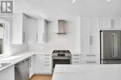 2 SWANS WAY N | Ottawa Ontario | Slide Image Thirteen