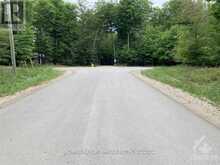14 LUMBERJACK TRAIL | Perth Ontario | Slide Image Three