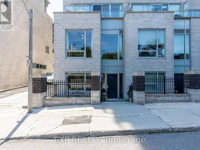 432 SPARKS STREET Ottawa Ontario, K1R 0B3 - 3 Bedrooms Condo For Sale