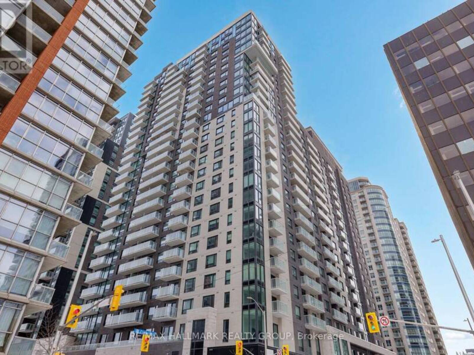 2202 - 180 GEORGE STREET, Ottawa, Ontario K1N 0G8