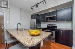 302 - 1433 WELLINGTON STREET W | Ottawa Ontario | Slide Image Six