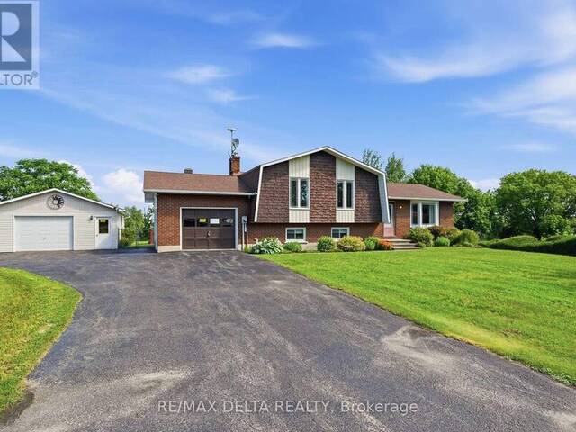 915 ELIZABETH ROAD Alfred and Plantagenet Ontario, K0B 1C0 - 4 Bedrooms Home For Sale
