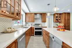 1712 PLAYFAIR DRIVE | Ottawa Ontario | Slide Image Sixteen