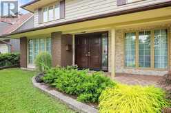 1712 PLAYFAIR DRIVE | Ottawa Ontario | Slide Image Three