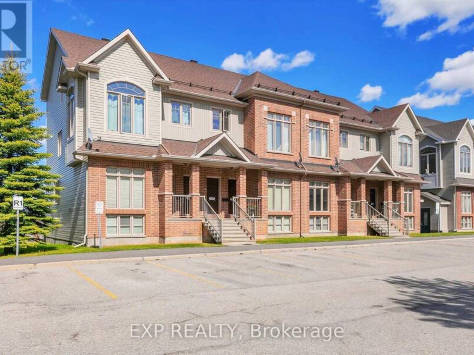 555 REARDON PRIVATE, Ottawa, Ontario K1V 2L1