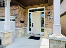 202 MARETH WAY | Ottawa Ontario | Slide Image Four