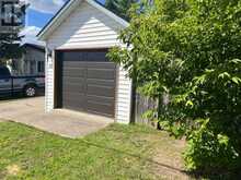 12 CHURCHILL CRESCENT | Smiths Falls Ontario | Slide Image Thirty-two