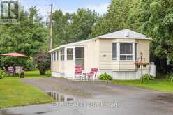 20 PINEWOOD AVENUE | Carleton Place Ontario | Slide Image One