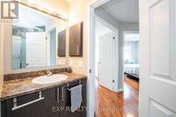504 BARHOLM PRIVATE | Ottawa Ontario | Slide Image Twenty-one