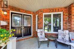 10 WATERTHRUSH CRESCENT | Ottawa Ontario | Slide Image Three