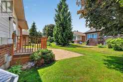 10 WATERTHRUSH CRESCENT | Ottawa Ontario | Slide Image Forty
