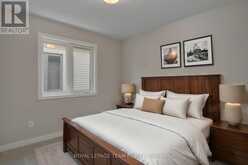 609 BRONZE COPPER CRESCENT | Ottawa Ontario | Slide Image Thirty