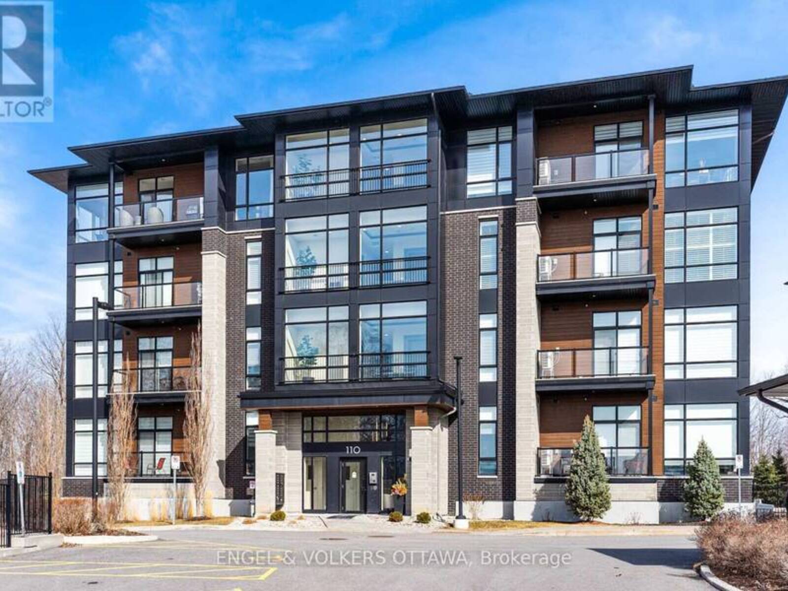 402 - 110 CORTILE PRIVATE, Ottawa, Ontario K1V 2S8