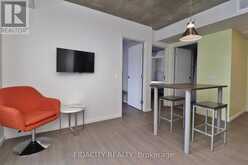 719 - 105 CHAMPAGNE AVENUE S | Ottawa Ontario | Slide Image Ten