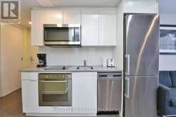 719 - 105 CHAMPAGNE AVENUE S | Ottawa Ontario | Slide Image Four