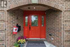 3 WINTERGREEN DRIVE | Ottawa Ontario | Slide Image Six