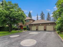 3 WINTERGREEN DRIVE Ottawa Ontario, K2S 1E5