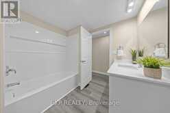 1045 VISTA BARRETT PRIVATE | Ottawa Ontario | Slide Image Eighteen