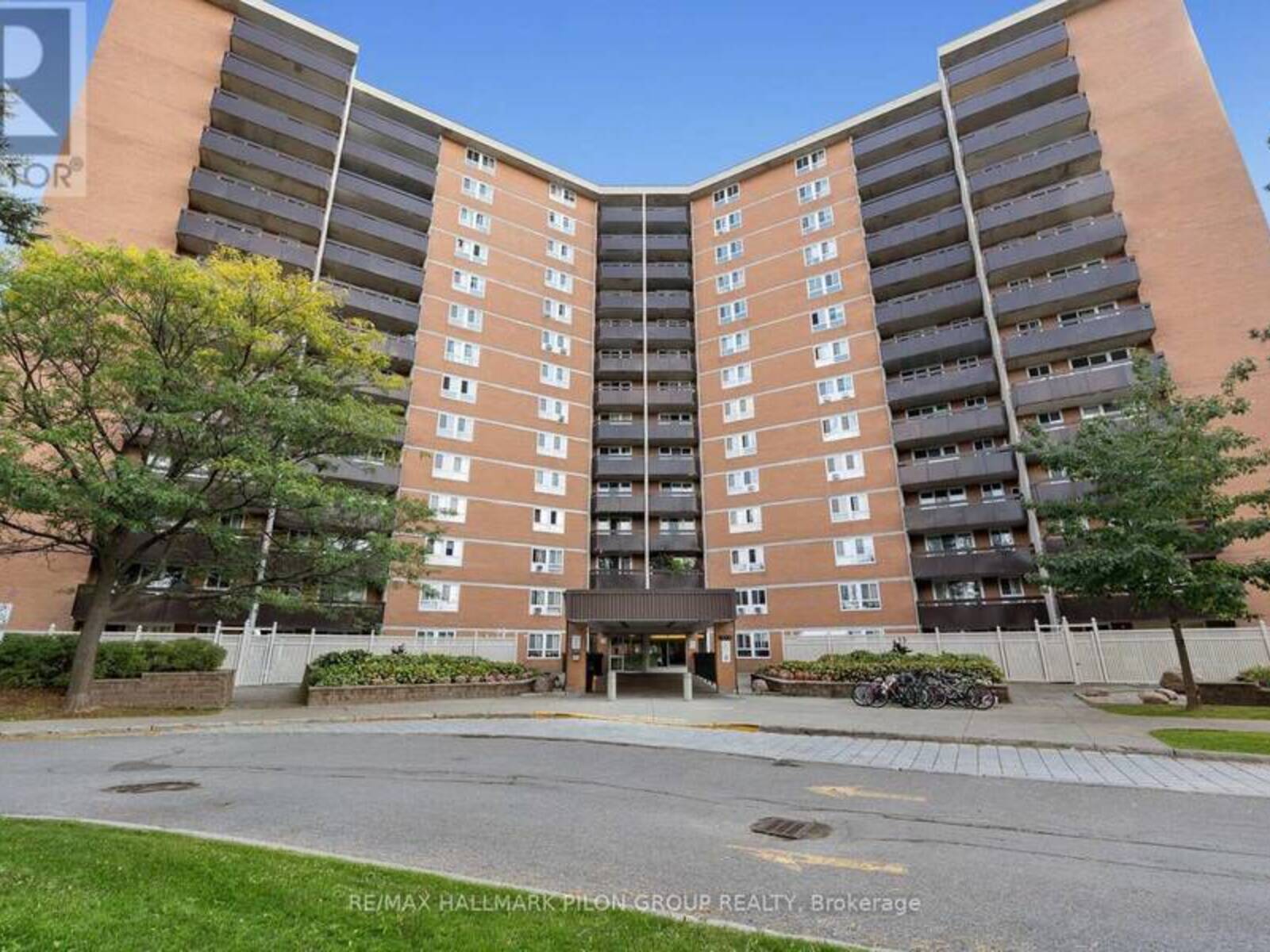 508 - 2000 JASMINE CRESCENT, Ottawa, Ontario K1J 8K4