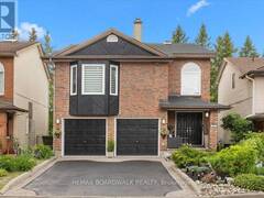 24 HACKETT STREET Ottawa Ontario, K1V 0P7