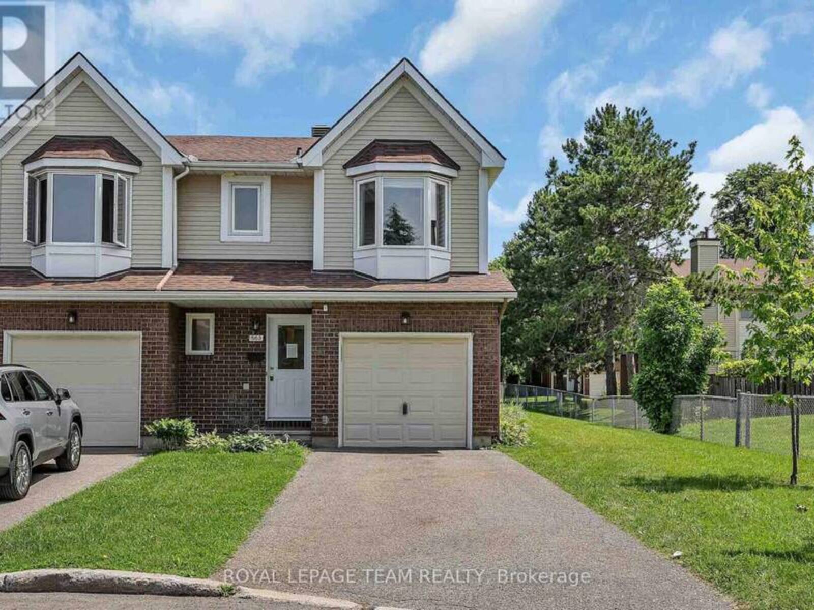 563 PARASOL COURT, Ottawa, Ontario K4A 2X2