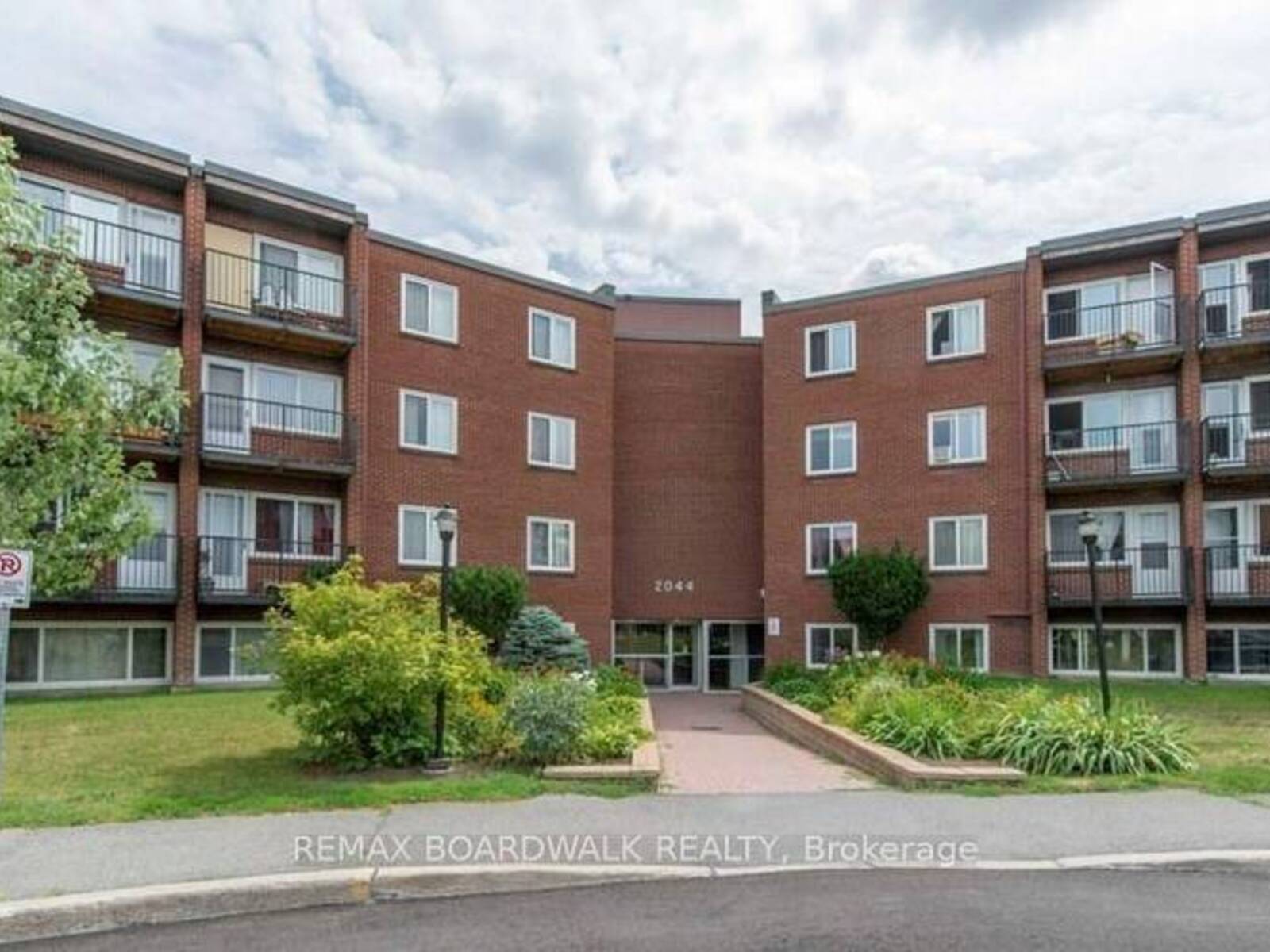 108A - 2044 ARROWSMITH DRIVE, Ottawa, Ontario K1J 7V8