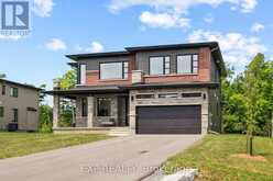 307 ANTLER COURT | Mississippi Mills Ontario | Slide Image One