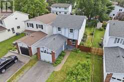 6 WOLFGANG DRIVE | Ottawa Ontario | Slide Image Three