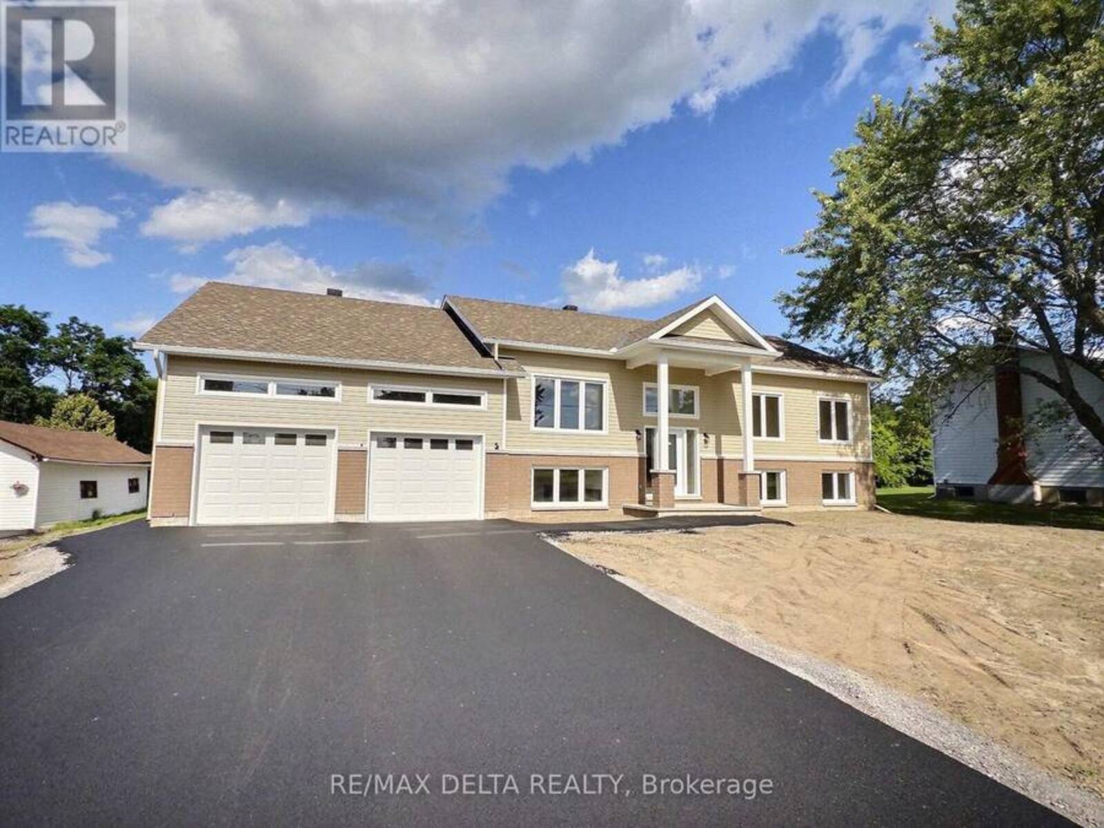 1025 QUIGLEY HILL ROAD, Ottawa, Ontario K4C 1H2