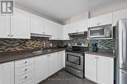 50 GRAY CRESCENT | Ottawa Ontario | Slide Image Eleven