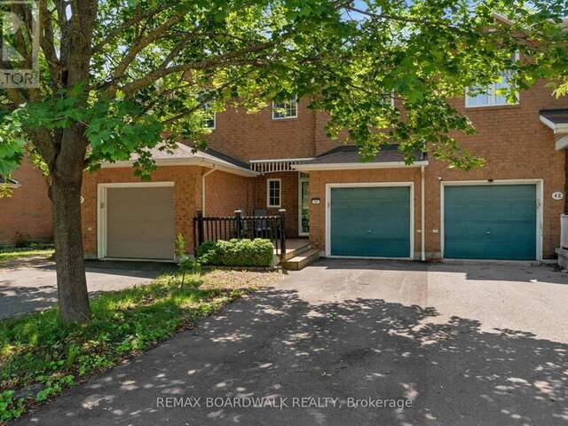 50 GRAY CRESCENT Ottawa Ontario, K2K 3L2 - 2 Bedrooms Home For Sale
