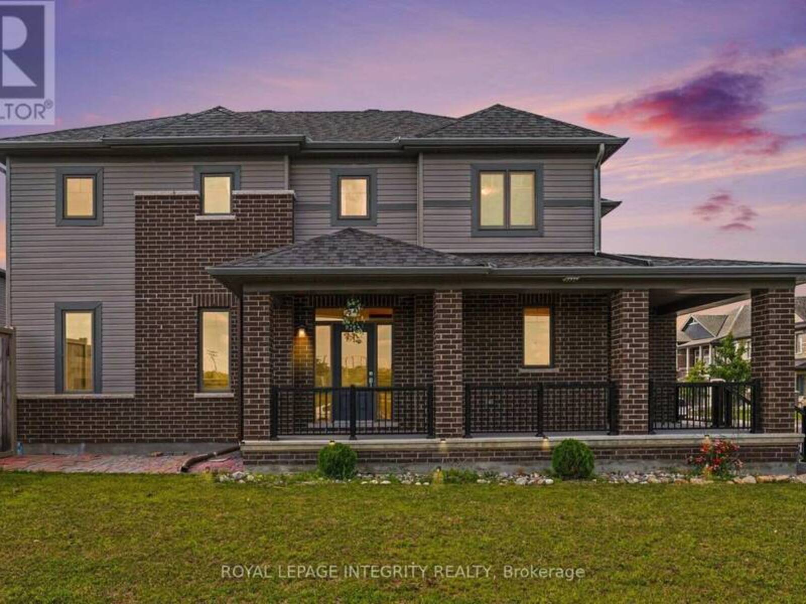 301 CLOYNE CRESCENT, Ottawa, Ontario K2J 6W3