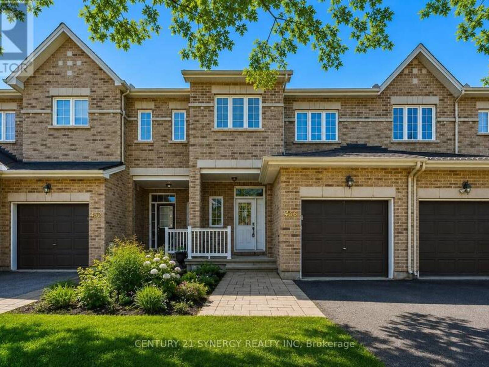 430 FOXHALL WAY, Ottawa, Ontario K2M 0G1