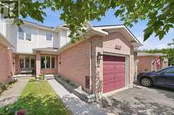 887 NESTING WAY | Ottawa Ontario | Slide Image One