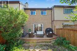 42 SUNDBACK LANE | Ottawa Ontario | Slide Image Twenty