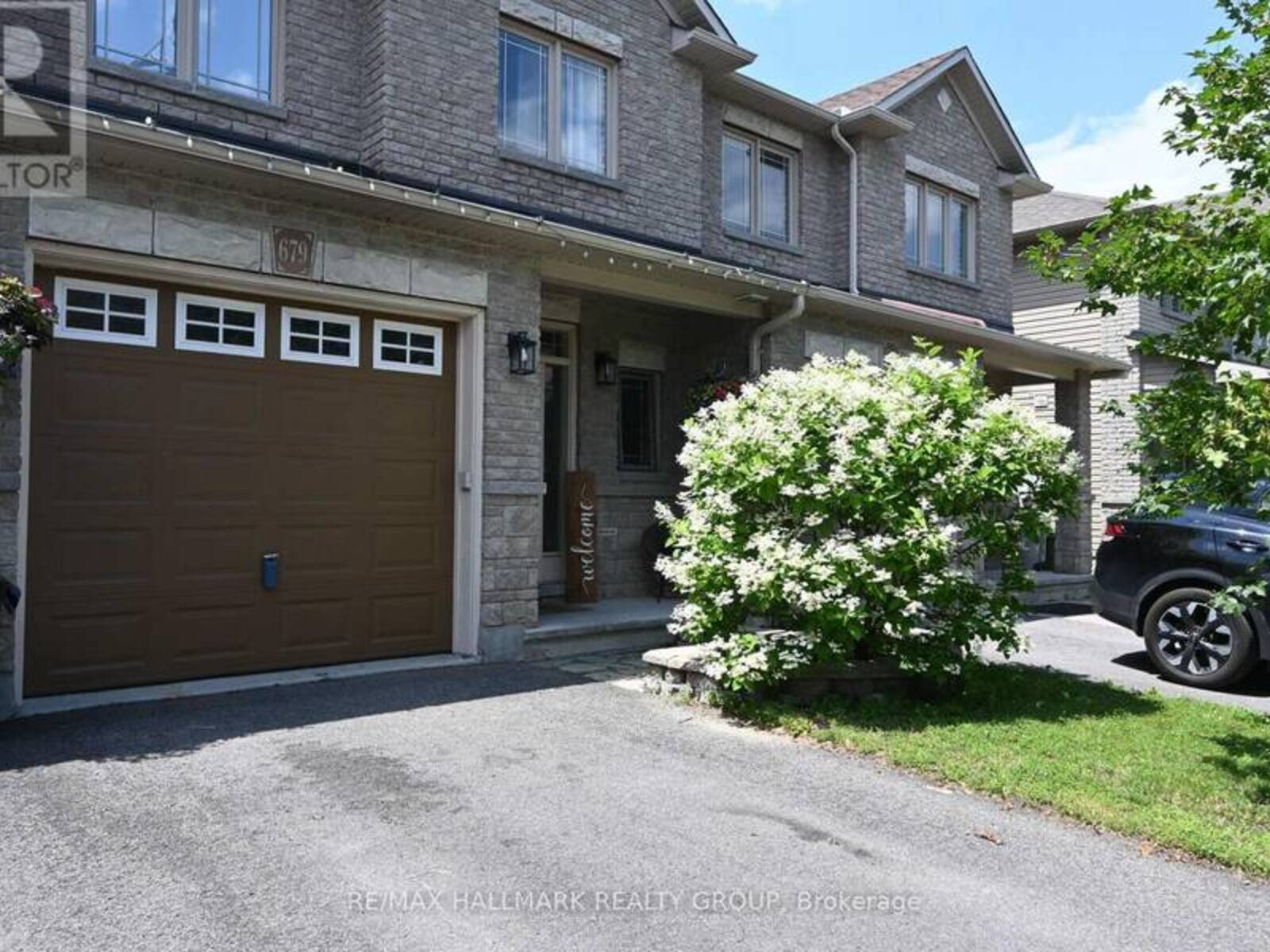 679 PERCIFOR WAY, Ottawa, Ontario K1W 0E2