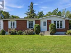 105 FOURNIER STREET Champlain Ontario, K0B 1R0