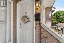 15 - 6B SHEHYN LANE | Ottawa Ontario | Slide Image Three
