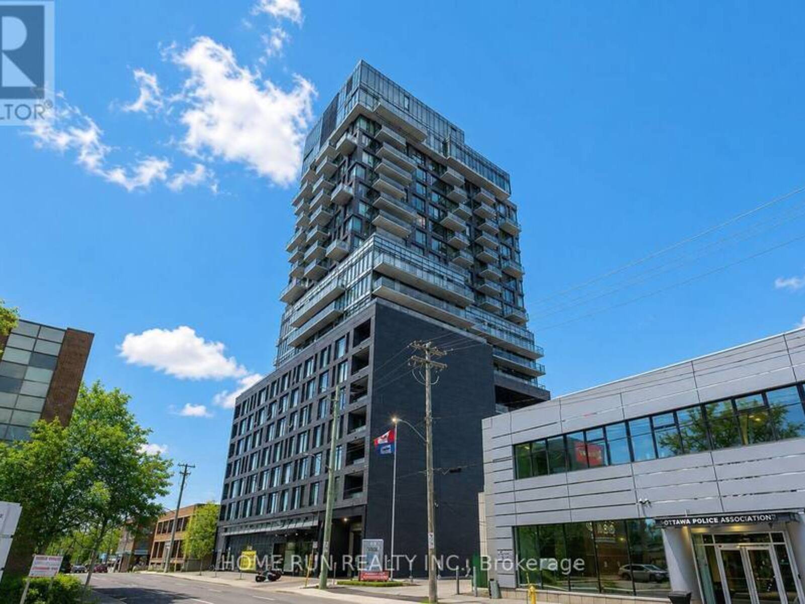 1208 - 203 CATHERINE STREET, Ottawa, Ontario K2P 1J5